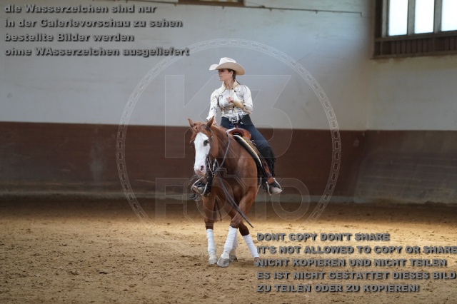 s_A_902985.JPG